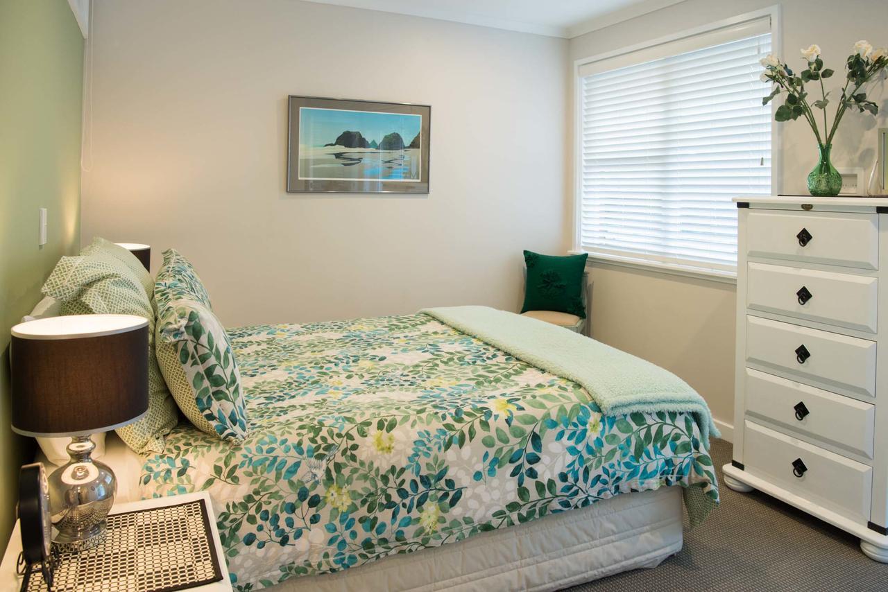 Style In Ngaio Bed & Breakfast Уелингтън Екстериор снимка